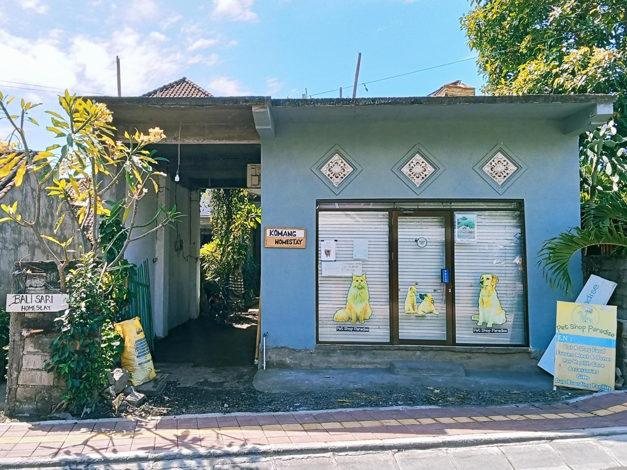 Komang Homestay Амед Экстерьер фото